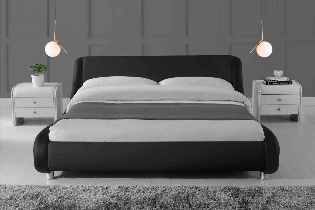 Trends to Try: Bedside Hanging Lights