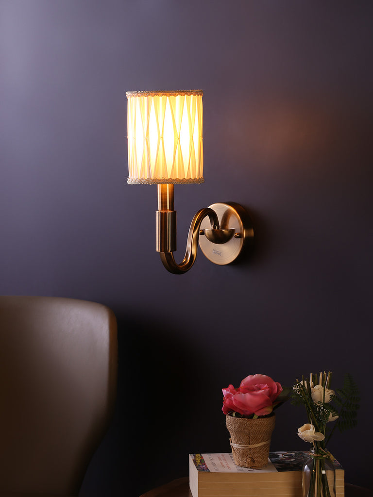 Kurt White Gold Wall Lamp | Buy Traditional Wall Light Online India